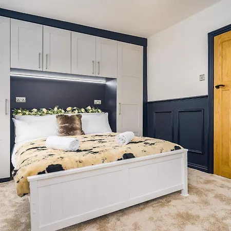 Isabella's House - 4 Bedroom