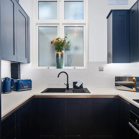 Isabella's House - 4 Bedroom Nyaraló